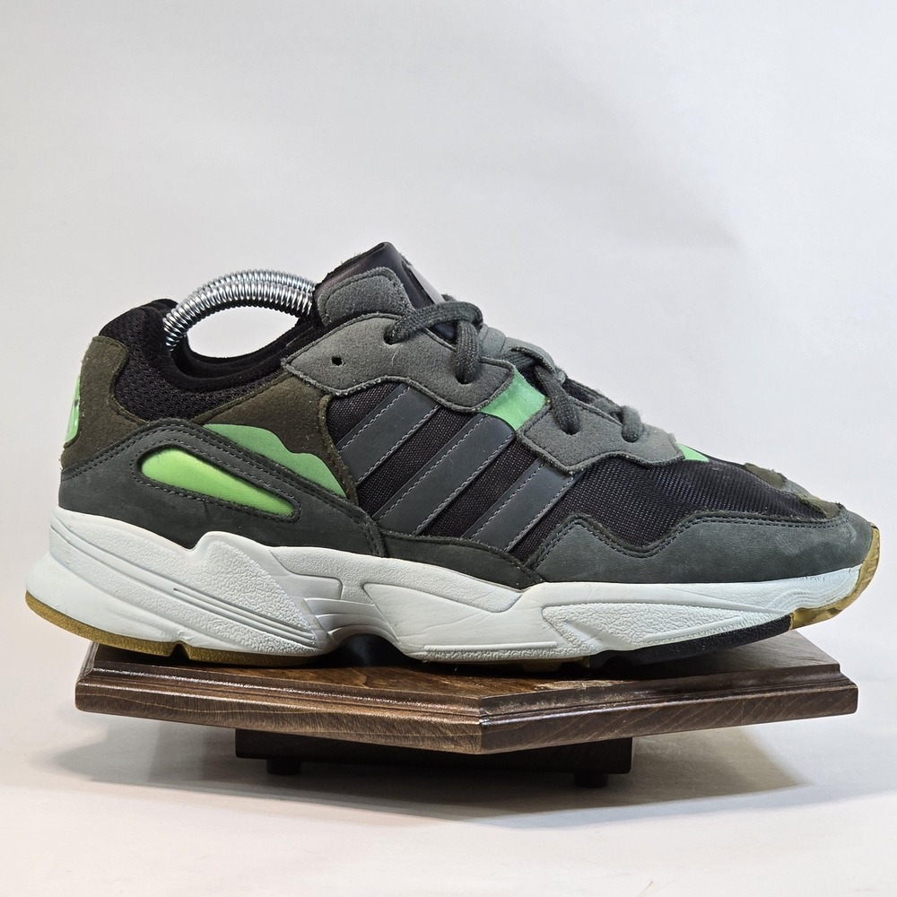 Adidas Yung-96 Shoes Mens Size 8.5‎ Originals F35018 Sneakers Suede Retro Runner